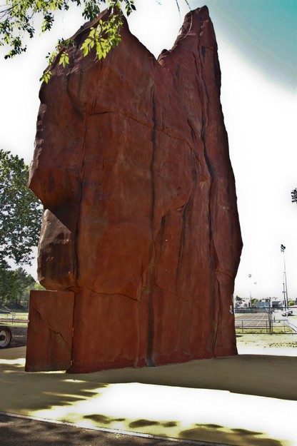 14 m ochre concrete monolith, Martorell